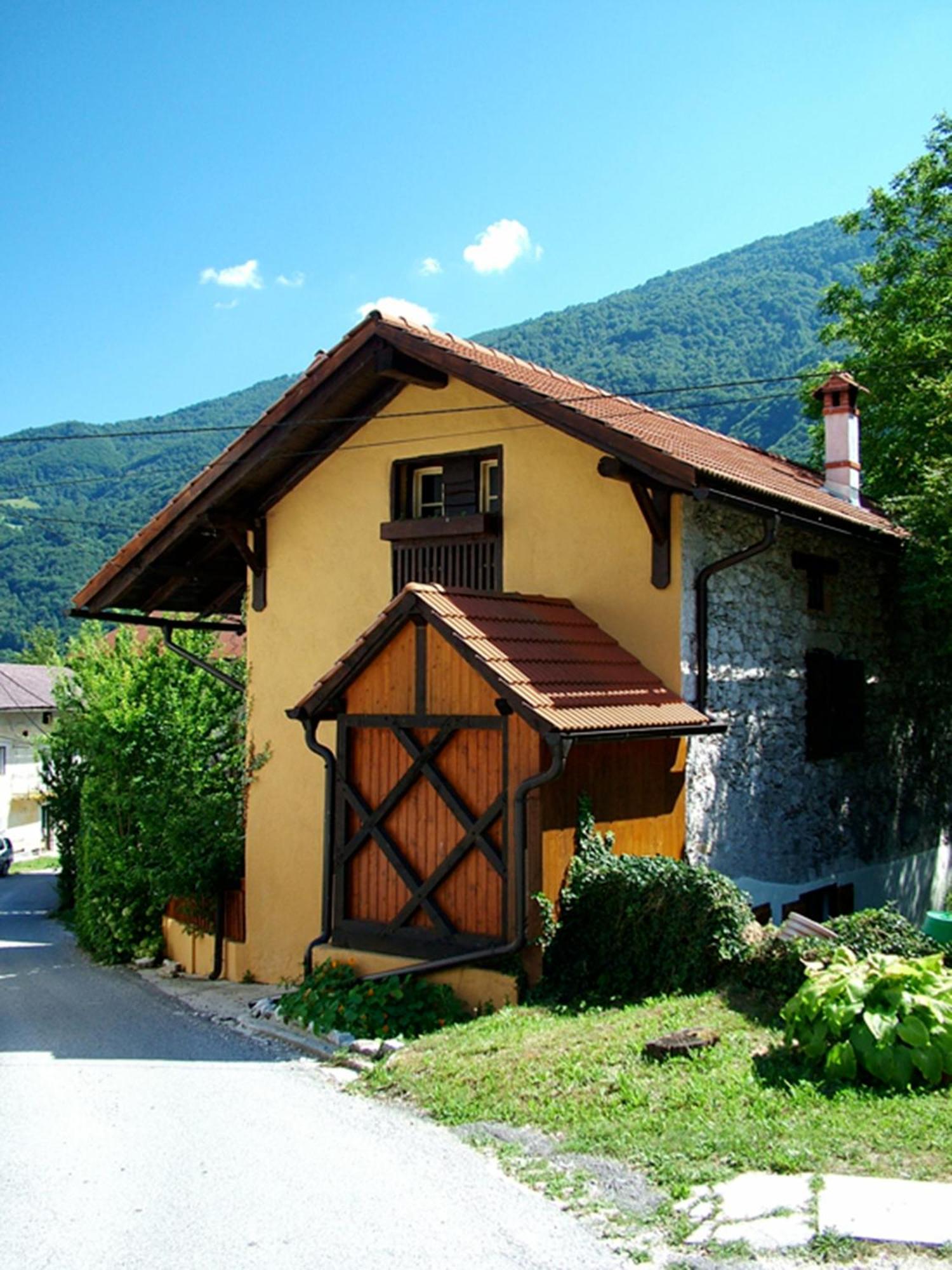 Holiday Home Katric Kamno Екстериор снимка