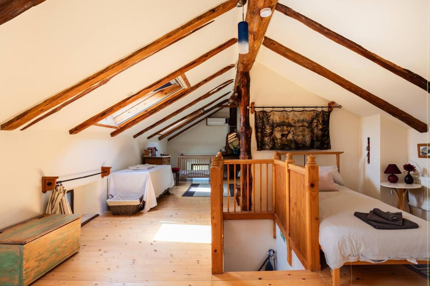 Holiday Home Katric Kamno Екстериор снимка