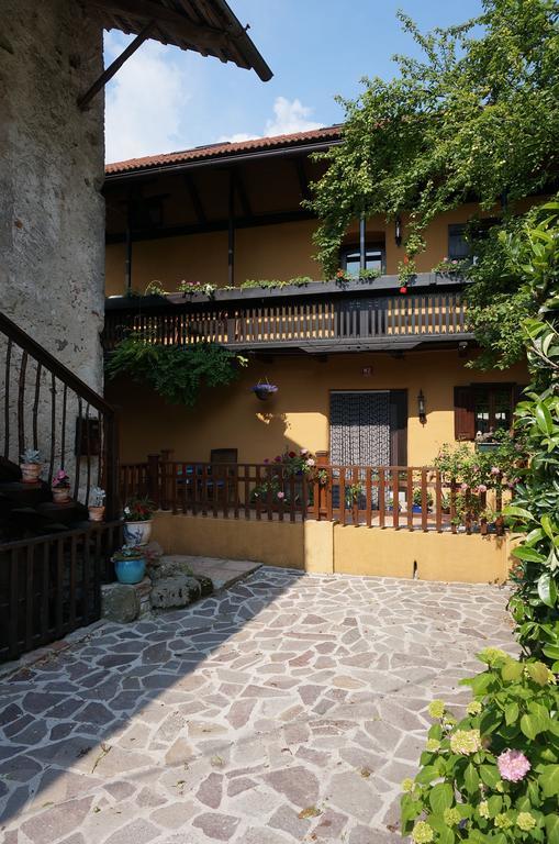 Holiday Home Katric Kamno Екстериор снимка